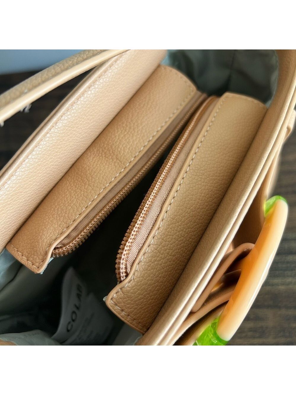 Colab Woodland ‘Ridley’ Crossbody Bag. - Picture 6 of 11